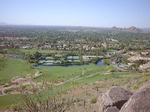 camlback.jpg (65606 bytes)